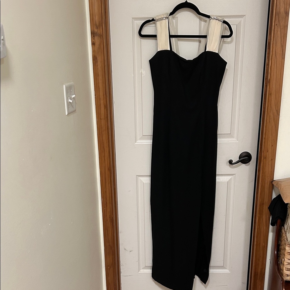 Dave & Johnny Black and Cream Gown